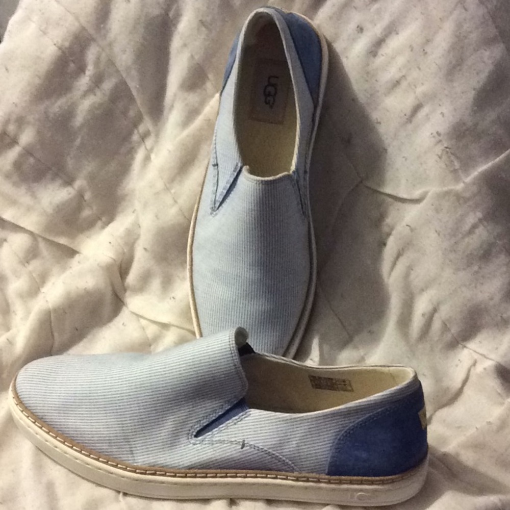UGG Adley Stripe Size 10 Narrow